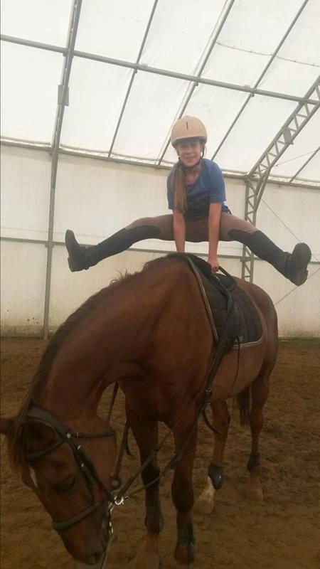 Caballus Lovasmajor Panzio Nyíregyháza Екстериор снимка